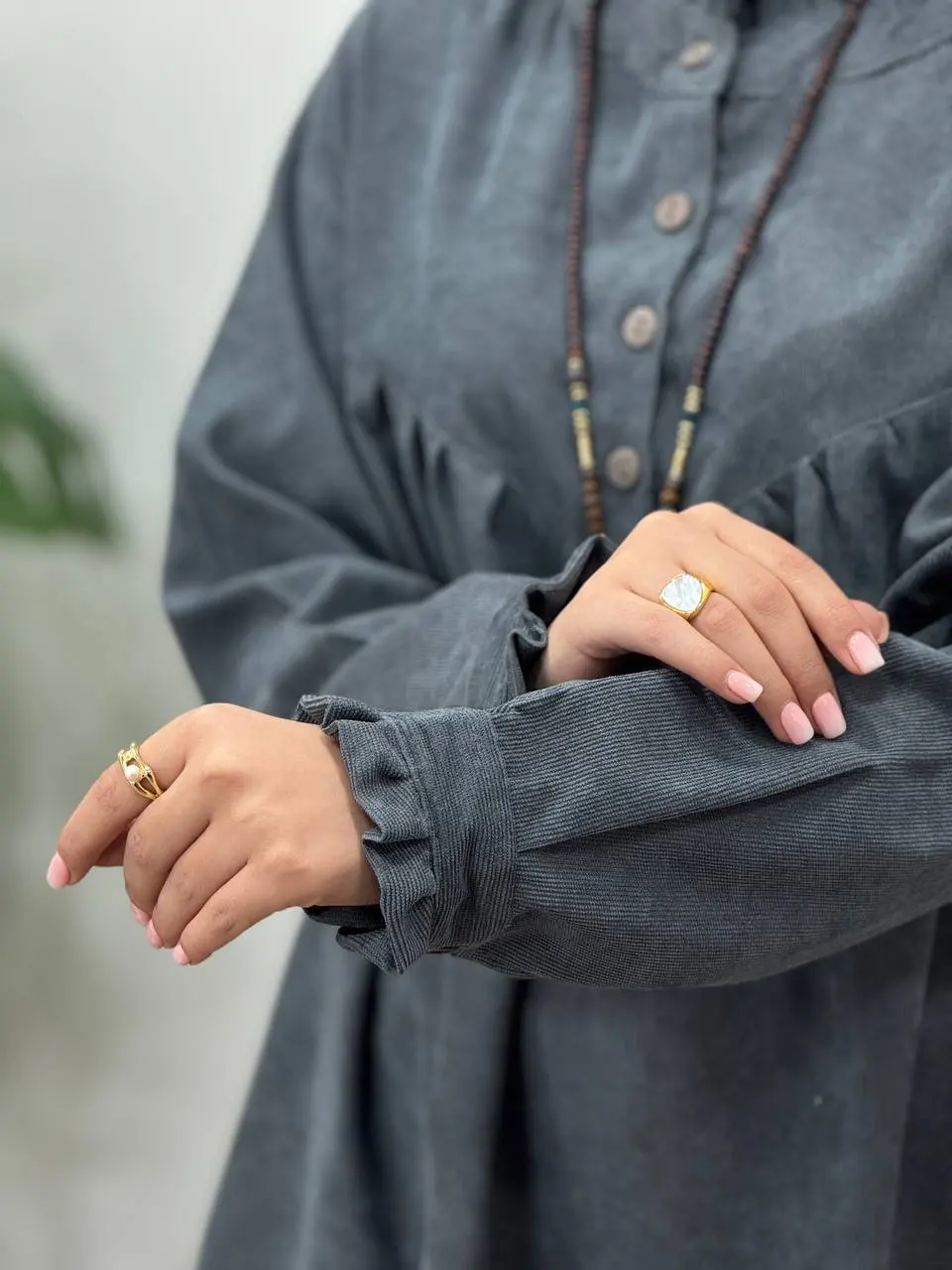 مانتو پاییزه یقه چین آیسو مانلی 1